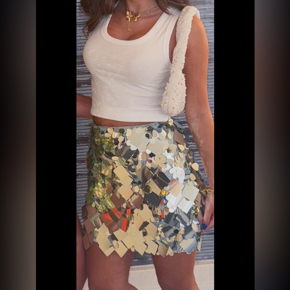 asos disc sequin embellished mini skirt size 0 - perfect condition worn once